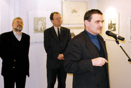 P. Szab Ern mltatta az alkotsokat.