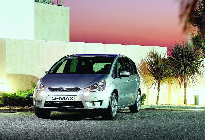 A FORD S-MAX 2007-ben az v autja lett.