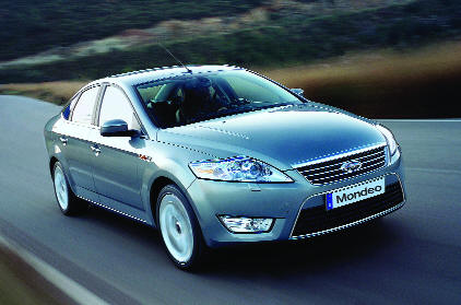 Egy hnap mlva grdl le a gyrtsorrl az j FORD Mondeo.