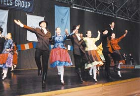 F�d�jat kapott a Nagyv�thy N�pt�ncegy�ttes.