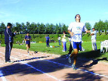 T�bb mint n�gysz�zan versengtek a megyei sportnapon.