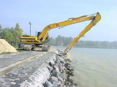 Min�s�gi ugr�st jelent a strand �jrahomokoz�sa.