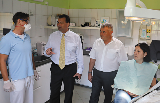 dr. Nmeth Mikls, Vigh Lszl, Kustn Gyula s a kezelsre vr Szalay Gergelyn